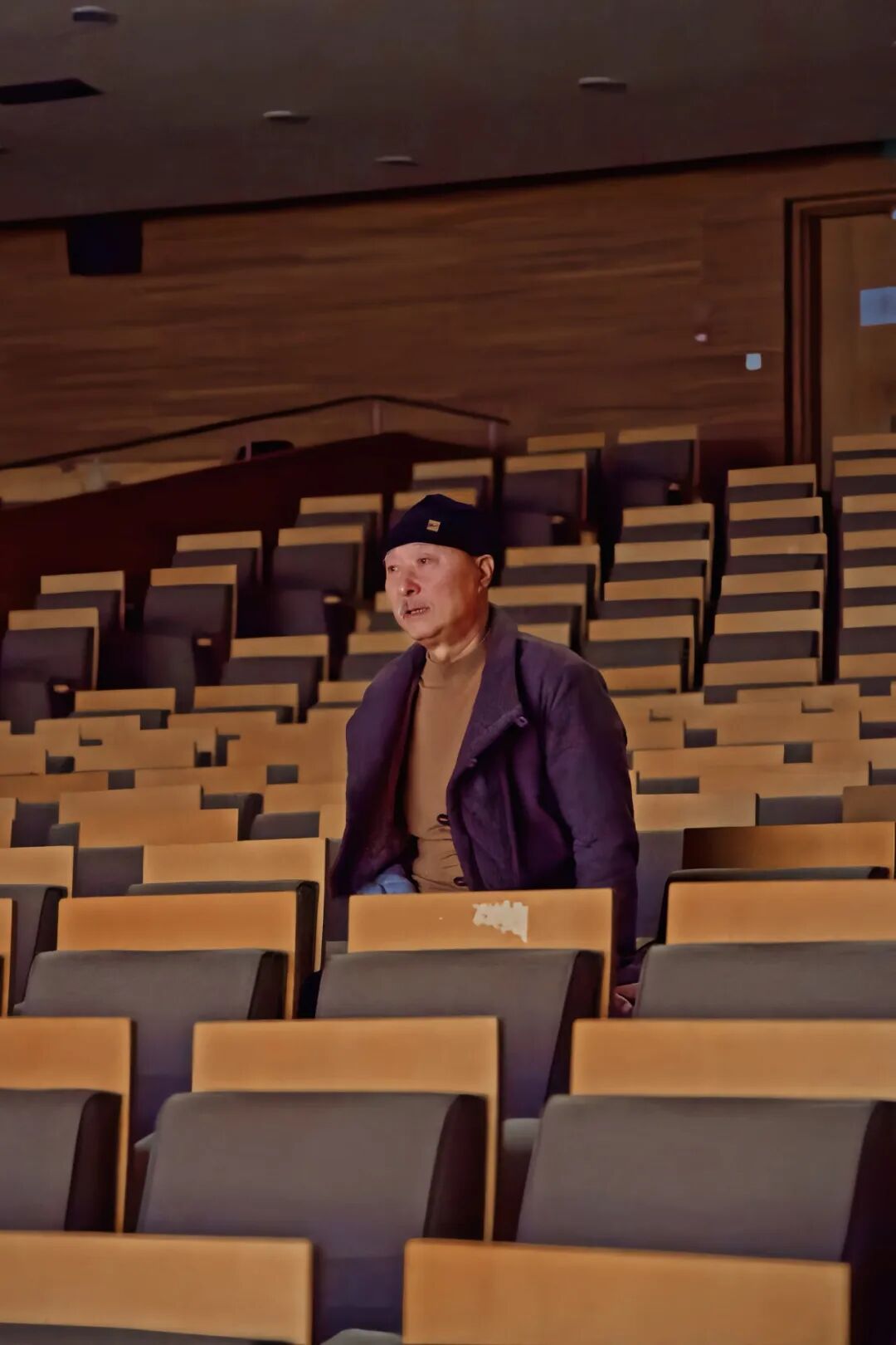 
	《戯臺》上海站｜敬我们这些“老派而珍贵”的瞬间……
