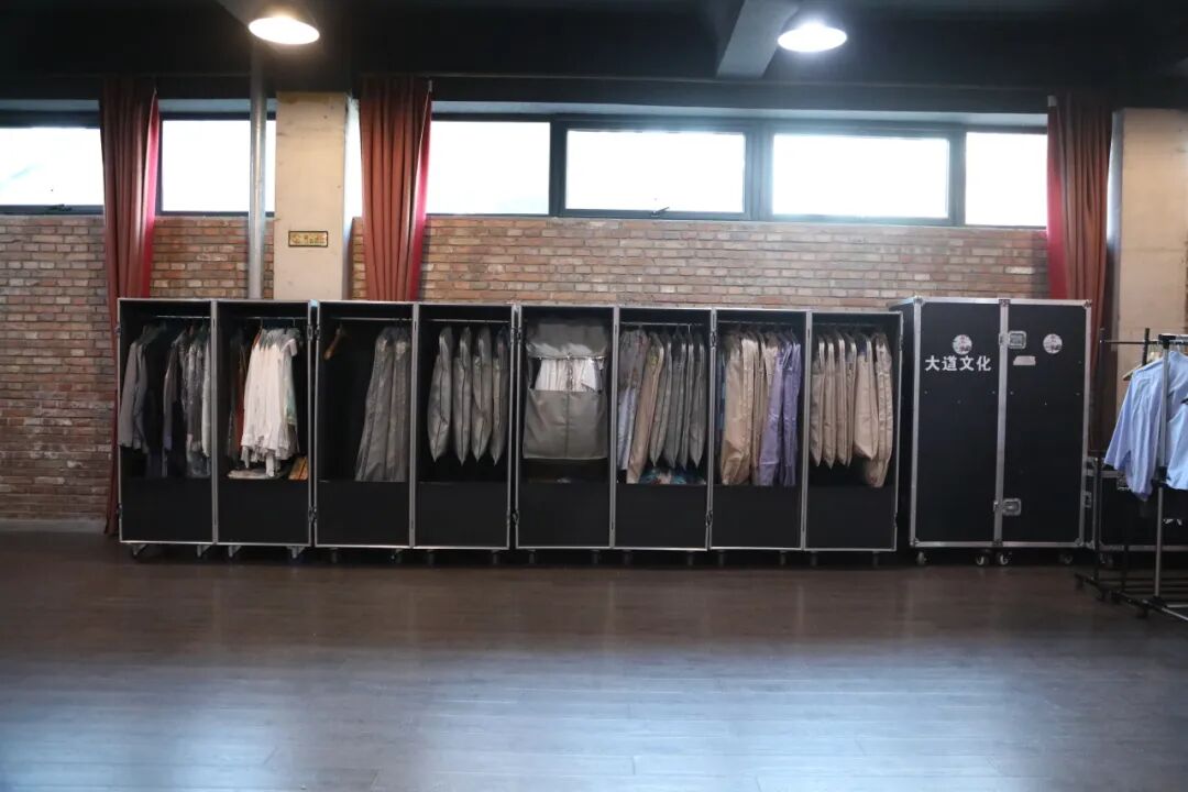 
	话剧《戯臺》服化归箱！它在我们记忆的深处，等待着下一次发芽……
